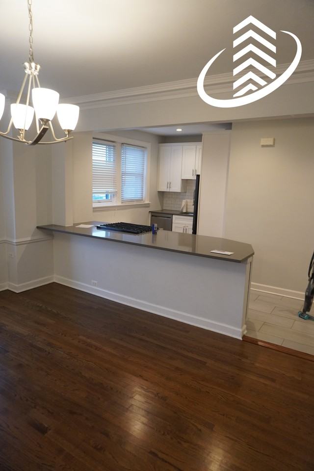 422 W Melrose St #424-15B - Photo 4 of 31