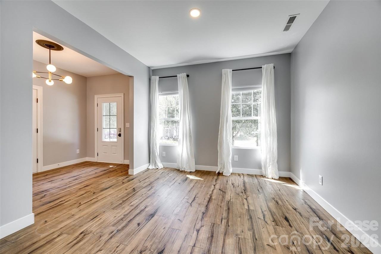 440 Battery Cir - Photo 6 of 39