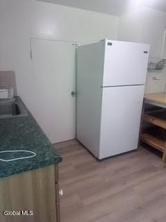91 Condon Rd #3 - Photo 7 of 15