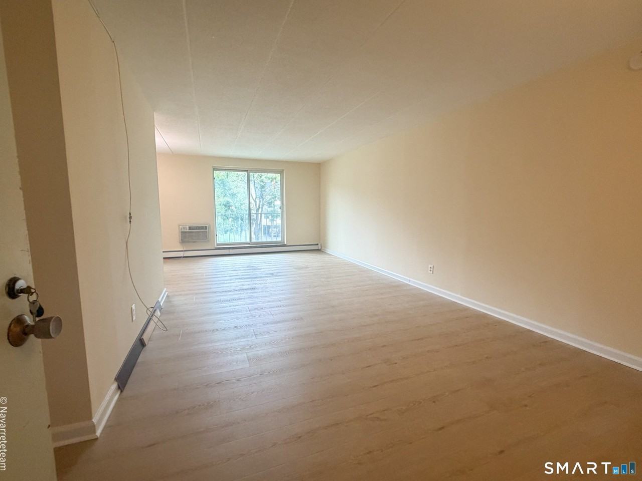 27 Northill St #2F - Photo 2 of 19