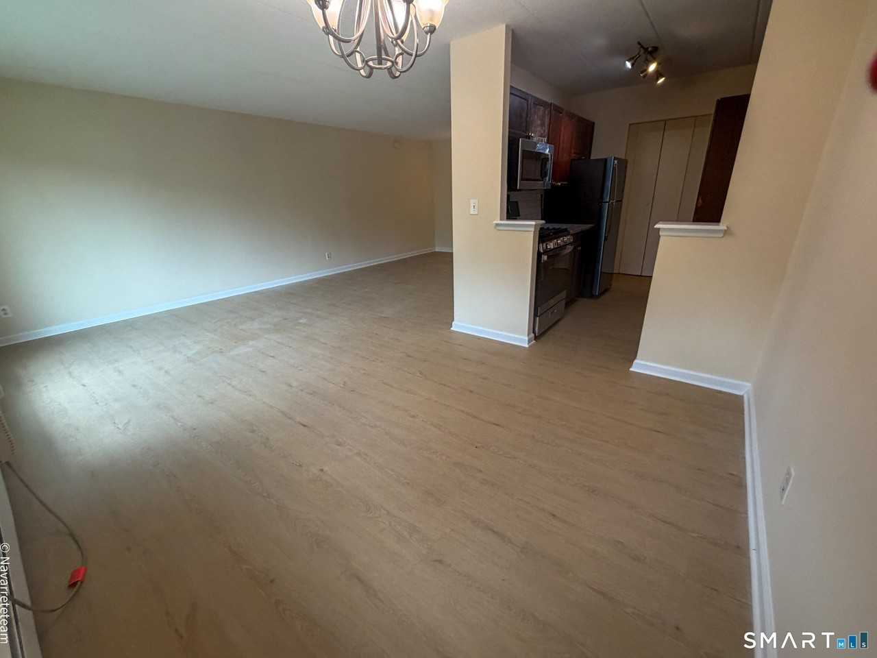 27 Northill St #2F - Photo 4 of 19