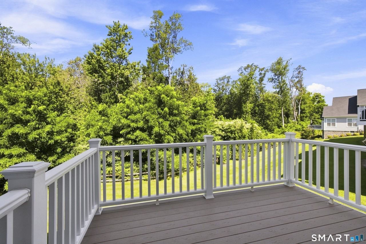 25 Brentwood Cir #25 - Photo 6 of 40