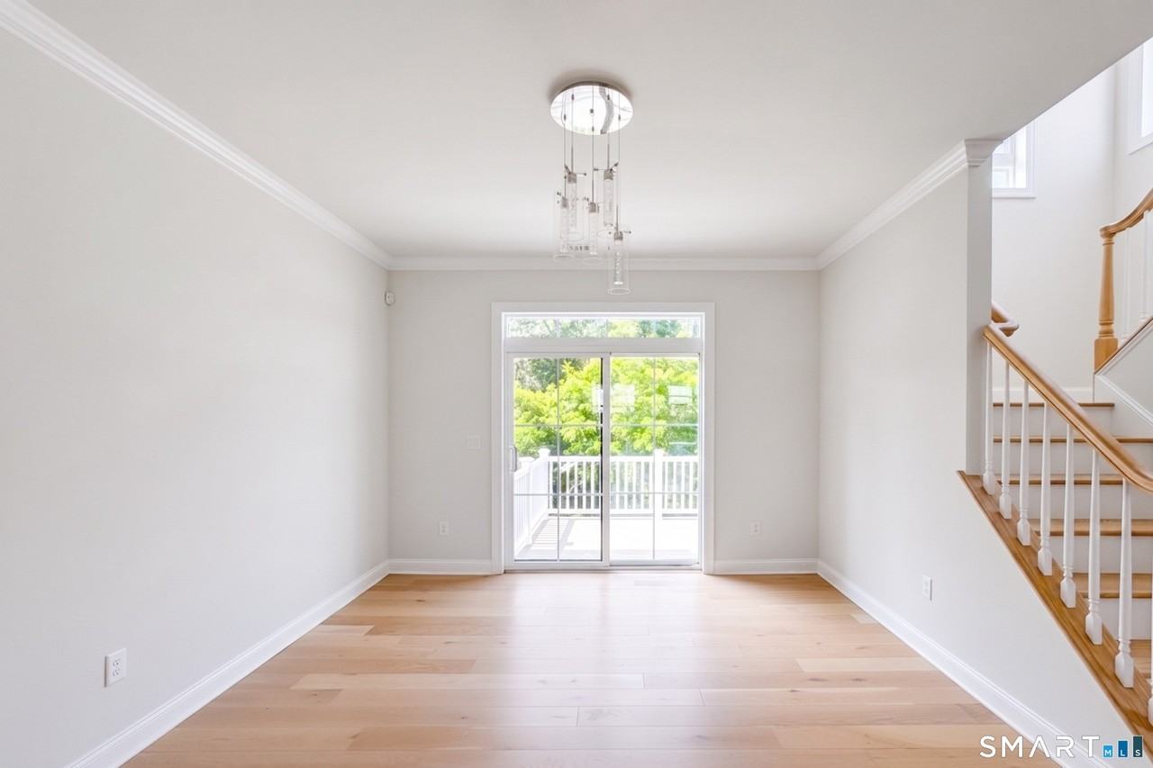 25 Brentwood Cir #25 - Photo 7 of 40