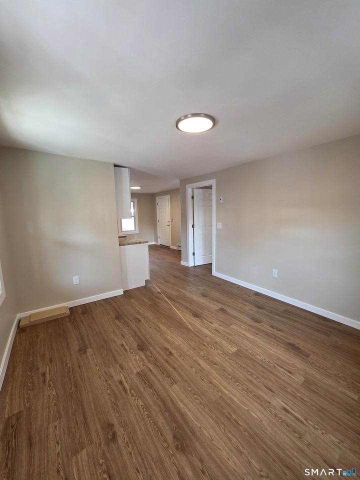 14 Smith St #1 - Photo 2 of 8