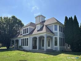 featured image of 6 Sherwood Farms