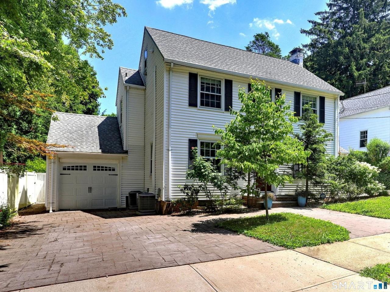 35 Wilkins St - Photo 3 of 40