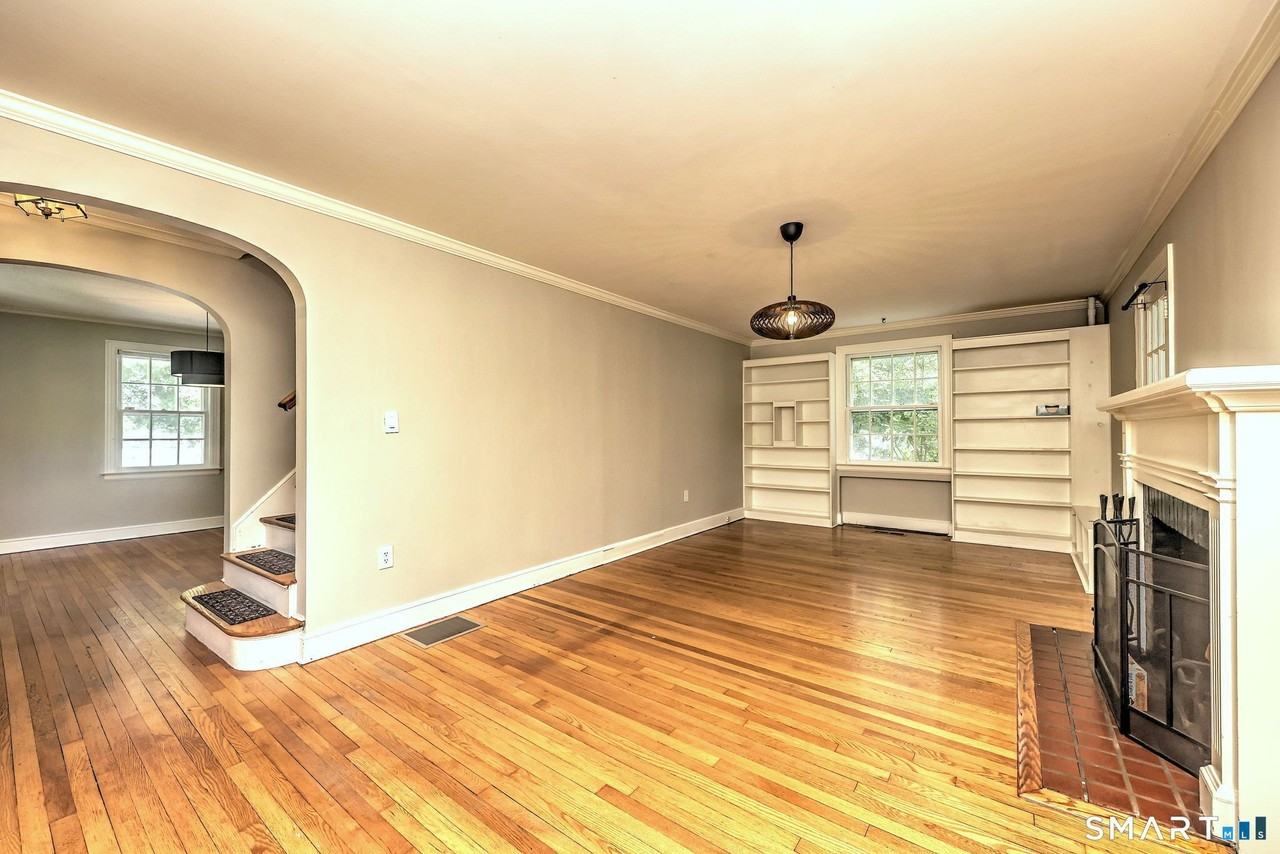 35 Wilkins St - Photo 7 of 40