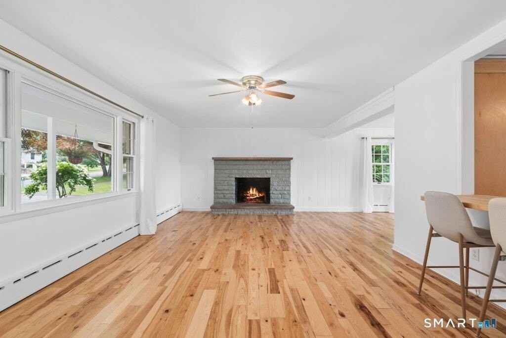 34 Davenport Dr - Photo 2 of 25