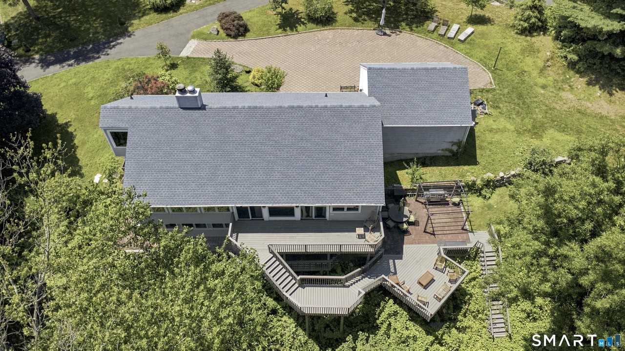 71 Blackberry Dr - Photo 2 of 40