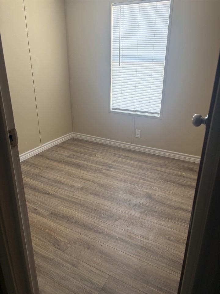 339 Lewis Dr - Photo 7 of 7