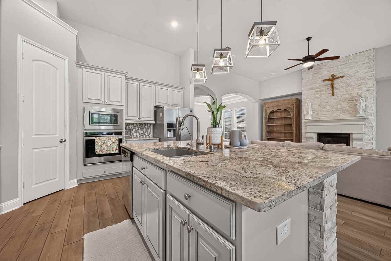 18719 Evanhale Bend Dr #1 - Photo 7 of 20