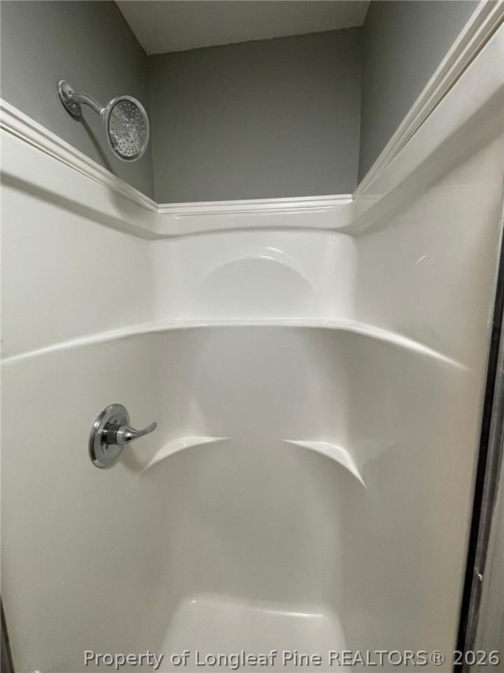 805 Chatham St #B - Photo 6 of 8