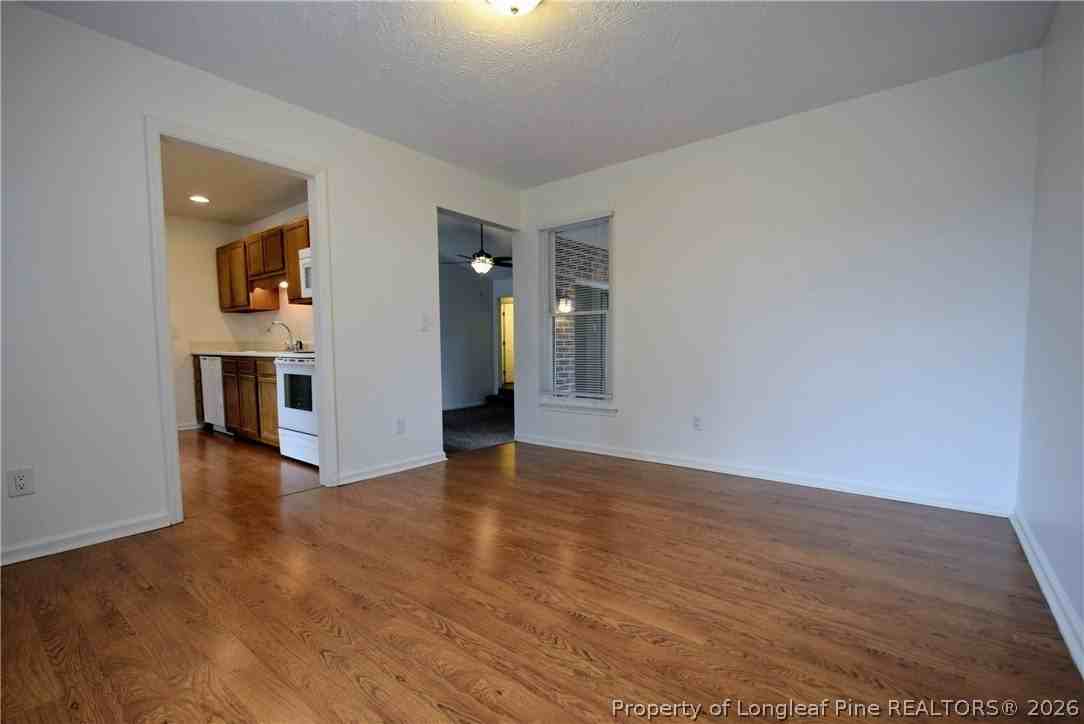 7128 Dayspring Dr - Photo 4 of 21