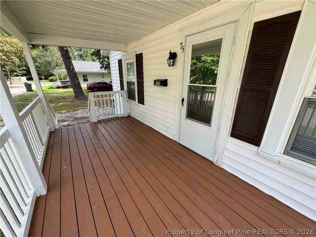 75 Delmar St - Photo 3 of 24
