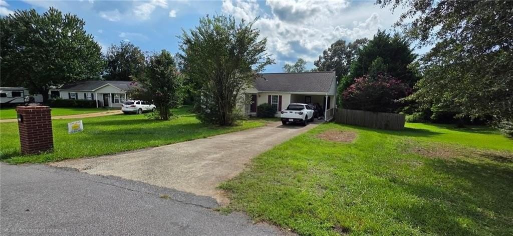 5831 Fieldstone Ct - Photo 2 of 26