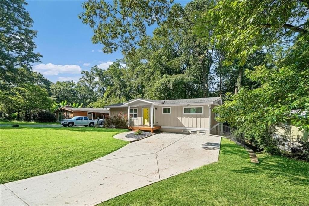 3476 Alison Dr - Photo 3 of 30