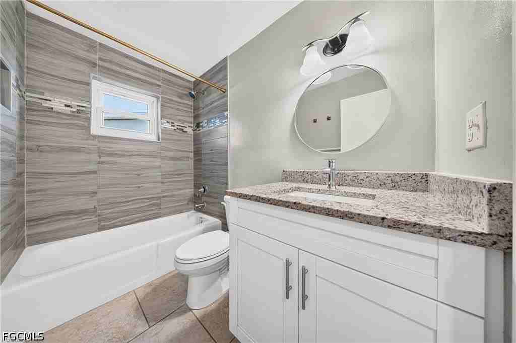 2505 Se 16th Pl #1 - Photo 5 of 15