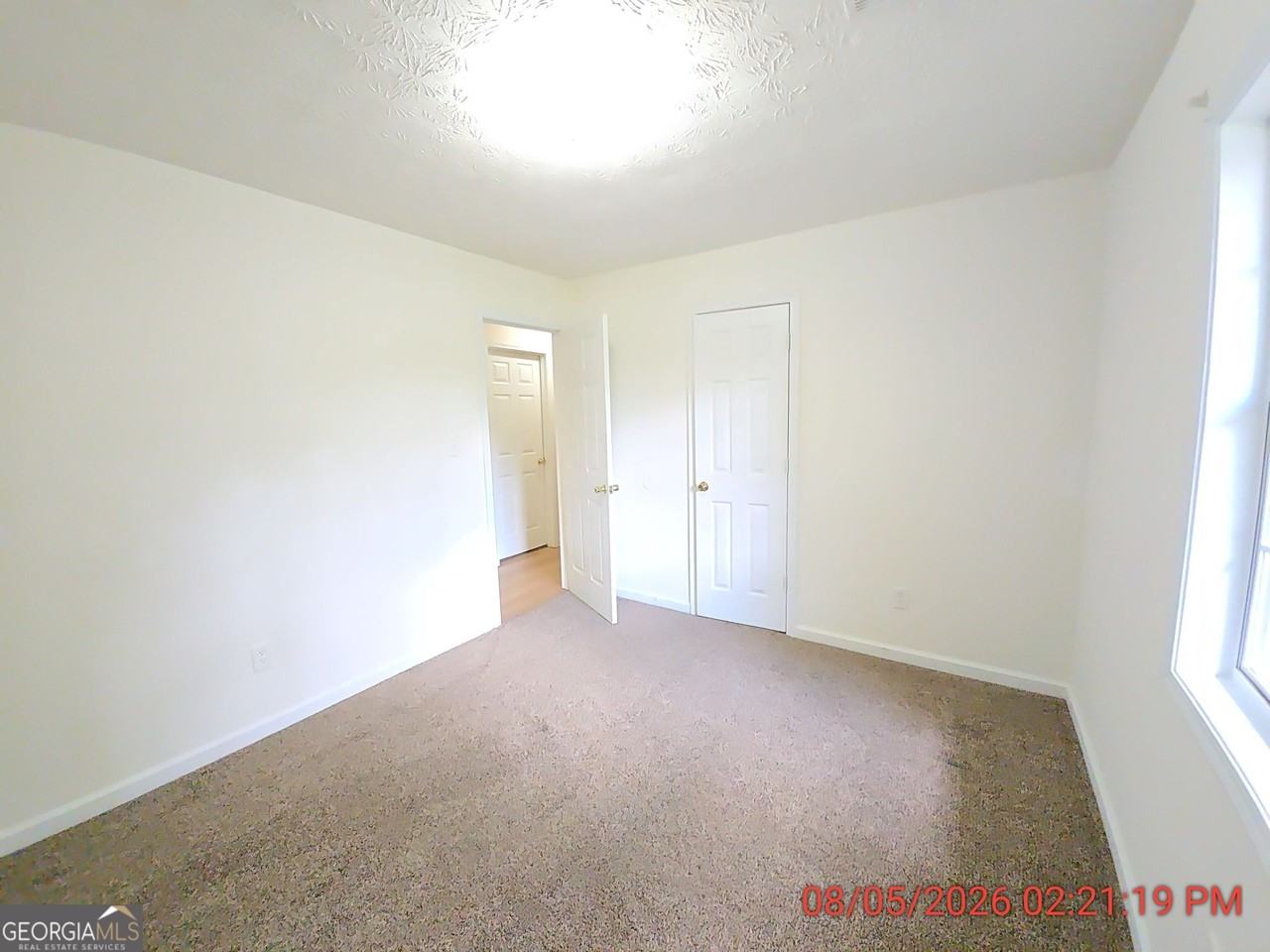 48 Phillips Dr - Photo 7 of 10