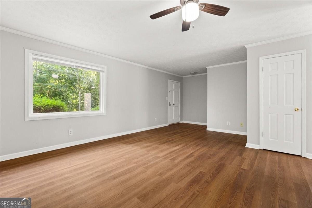 360 Winding River Dr #C - Photo 3 of 18