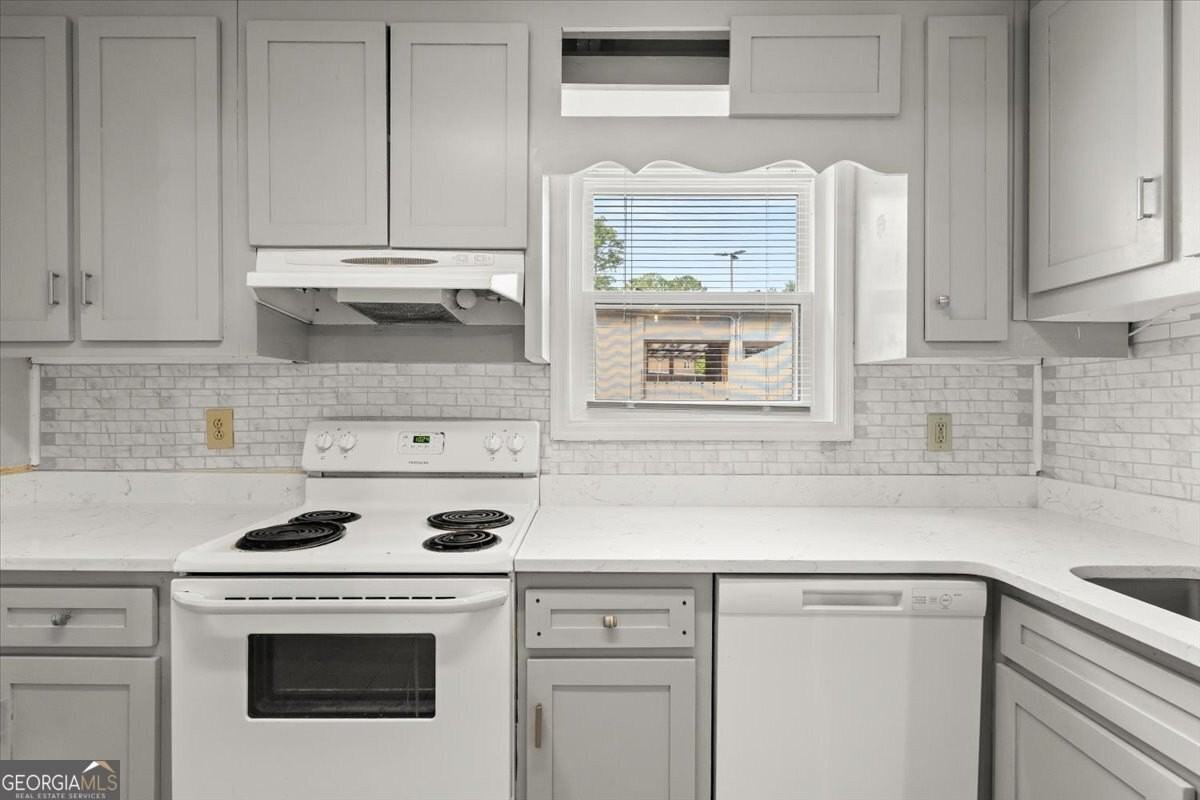 360 Winding River Dr #C - Photo 5 of 18