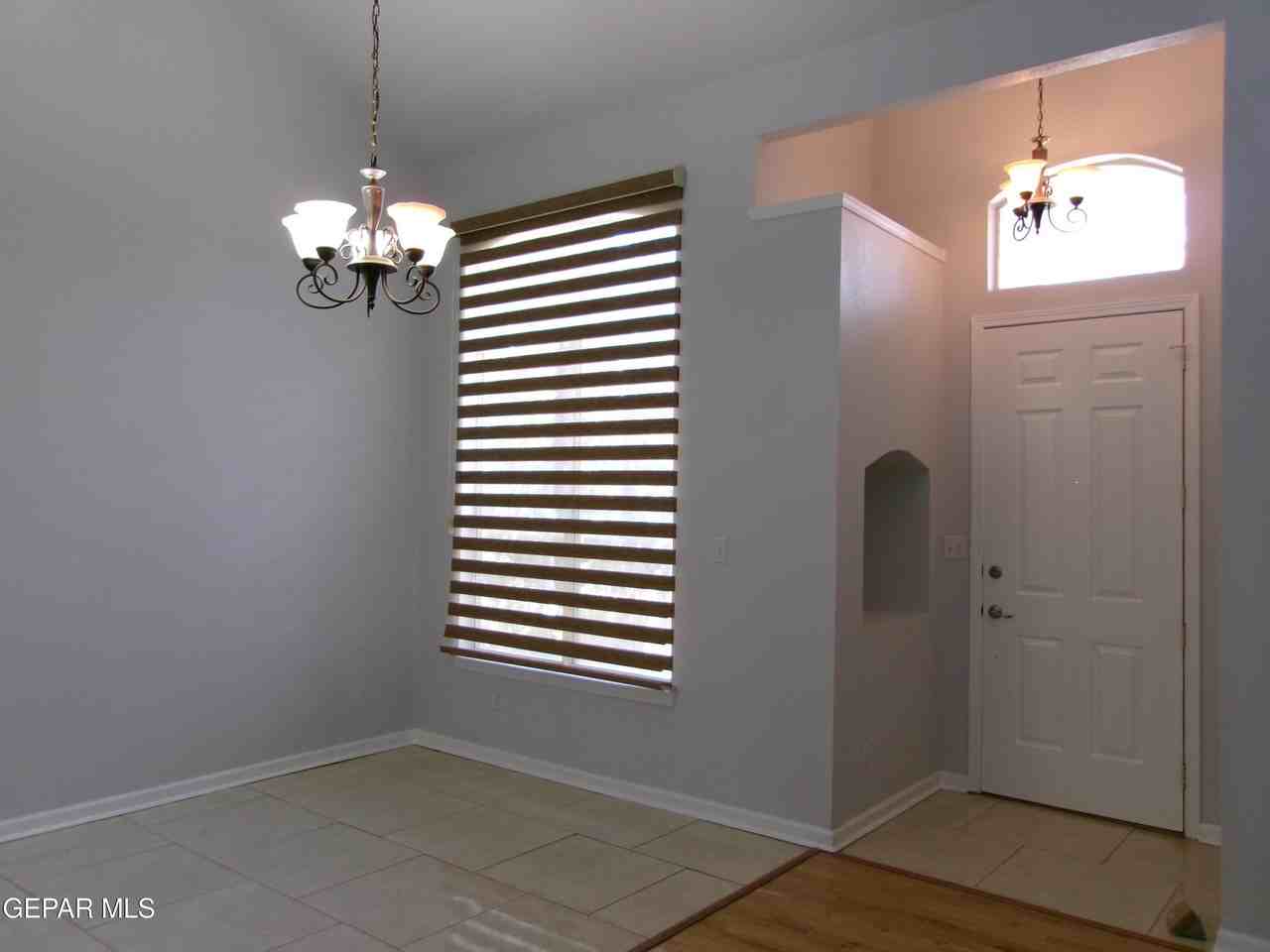 304 Alex Nicholas Ct - Photo 3 of 17