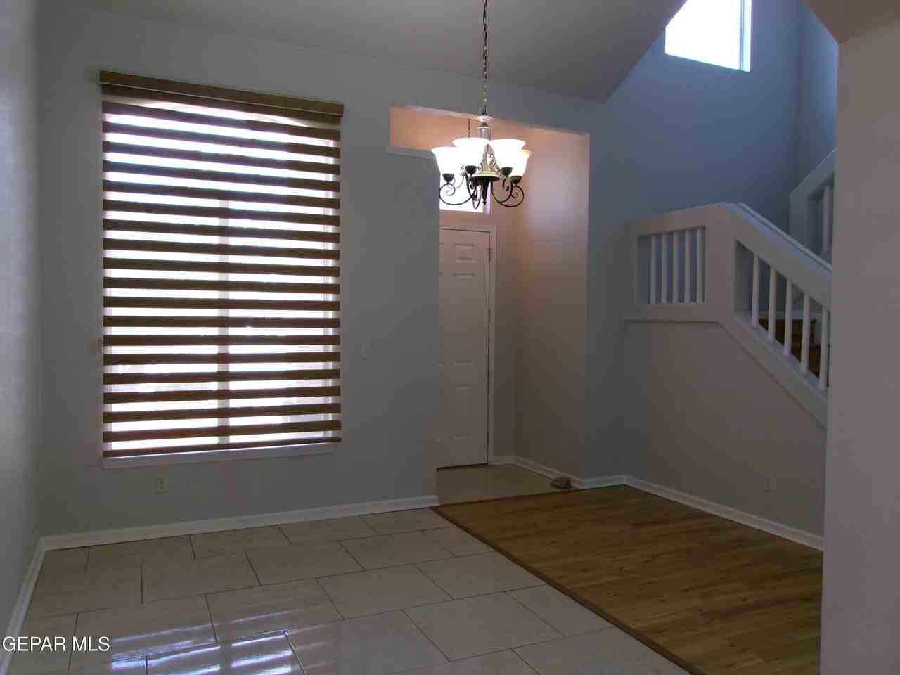 304 Alex Nicholas Ct - Photo 6 of 17