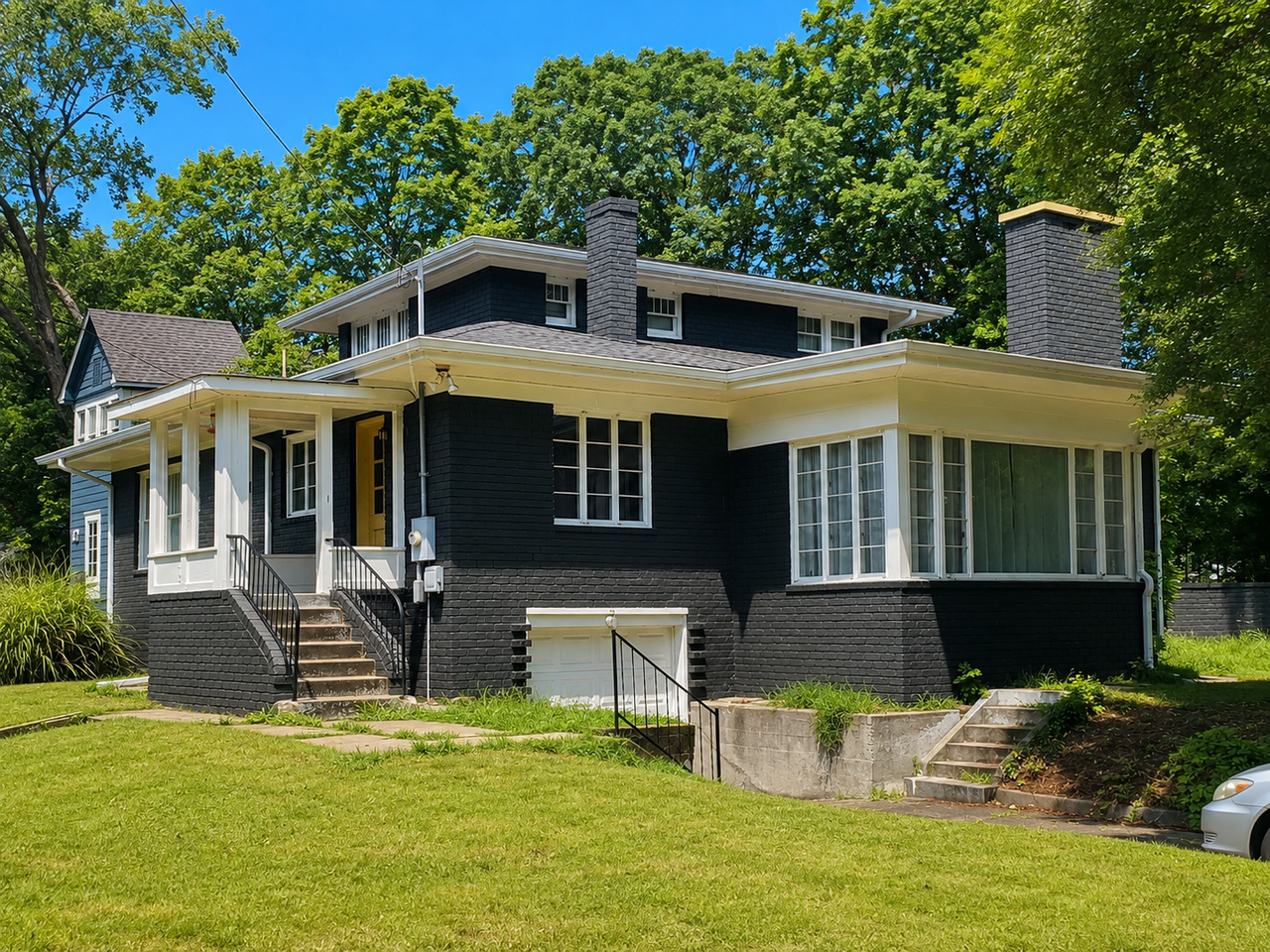 1612 S Olive St - Photo 2 of 2