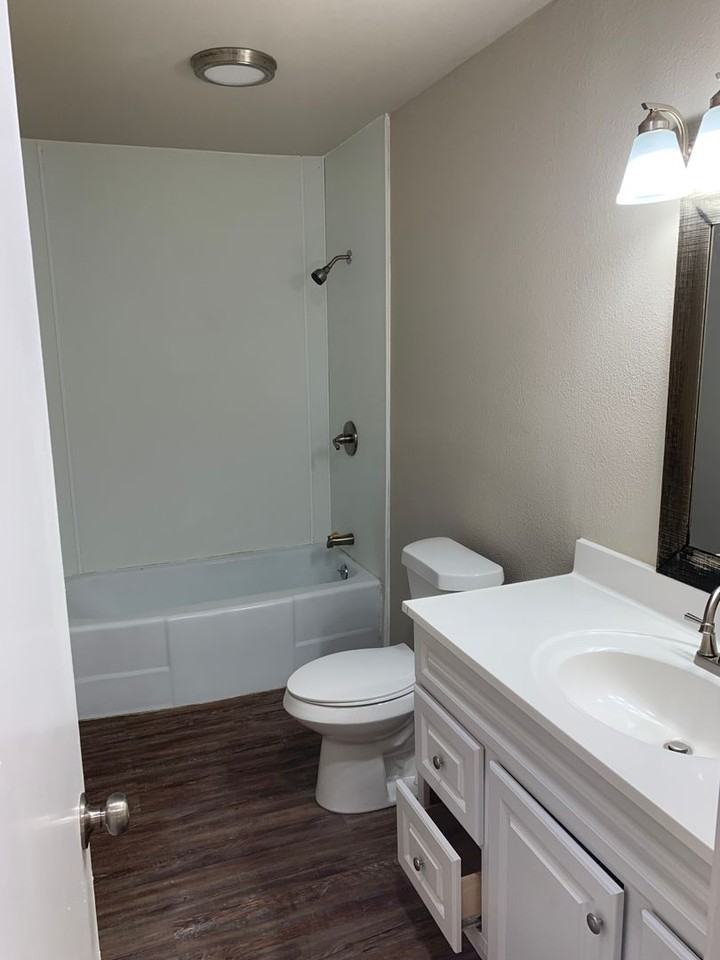 202 S Rita St - Photo 7 of 10