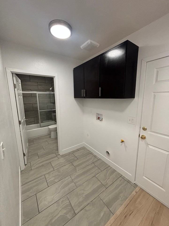 1343 East 27th Street - Photo 5 of 15