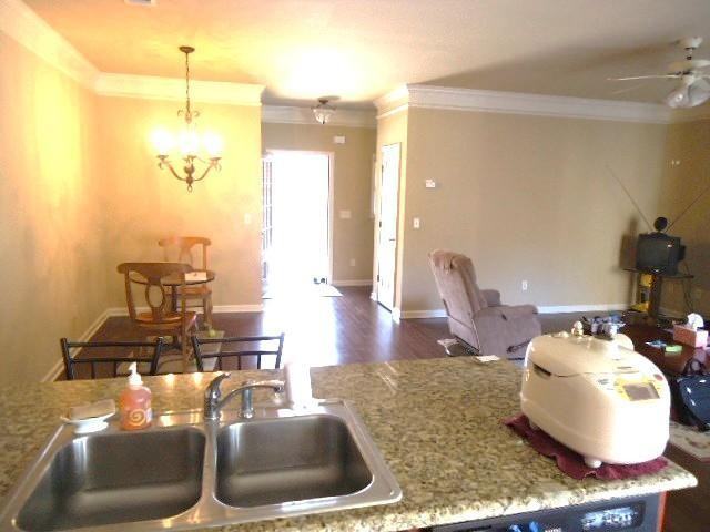 1315 Inverness Cove Dr - Photo 6 of 17