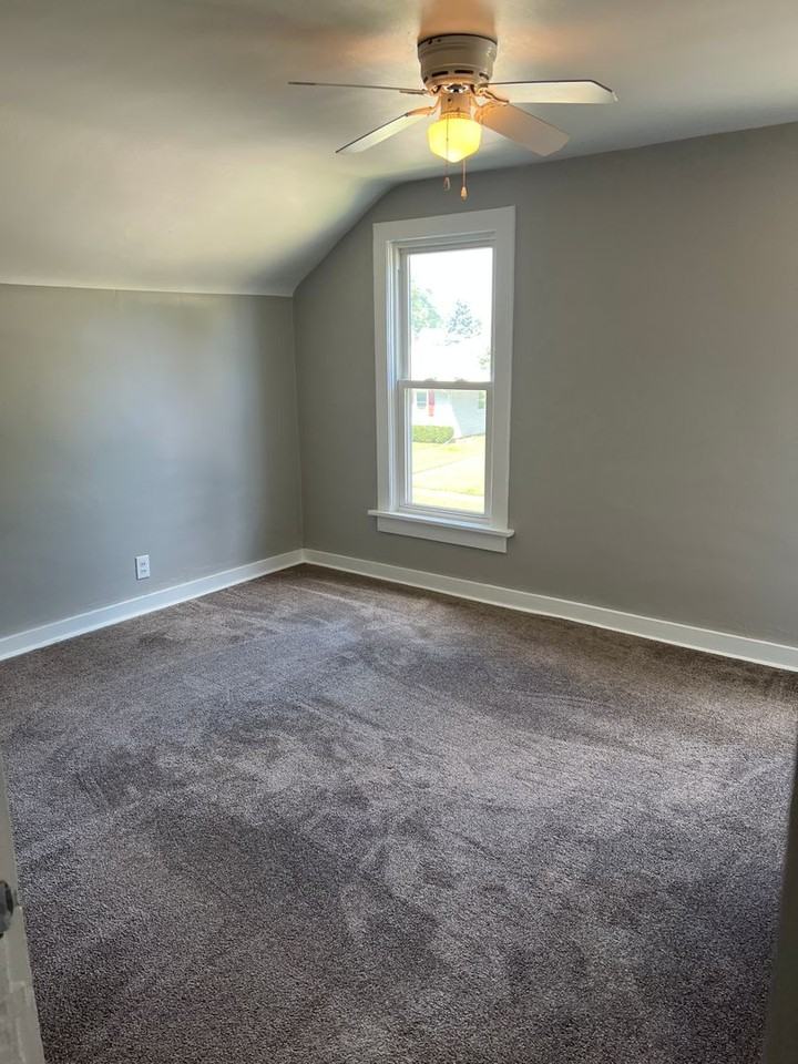 2925 Bellevue Ave - Photo 4 of 9