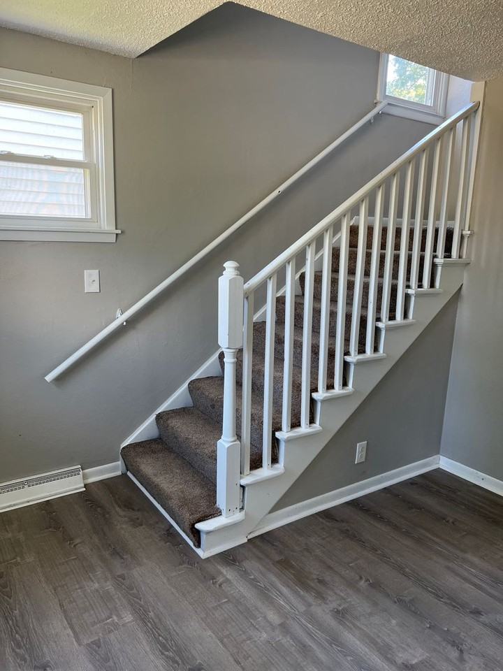 2925 Bellevue Ave - Photo 6 of 9