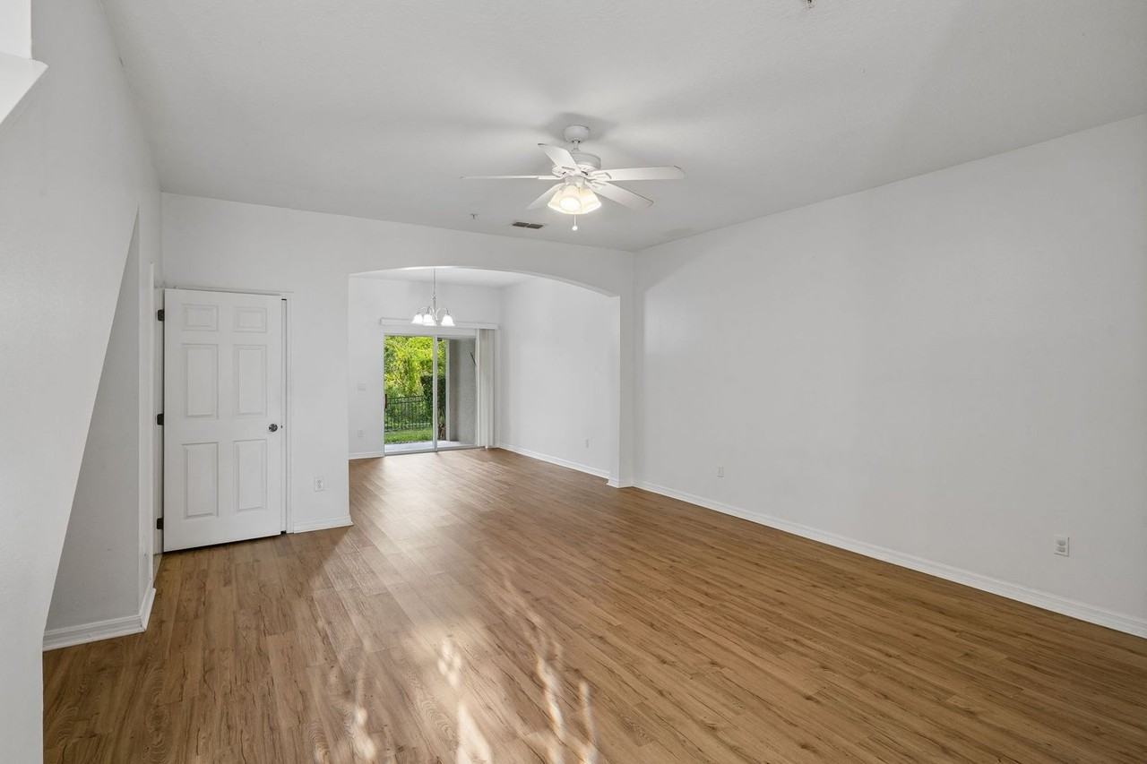 1841 Sunset Palm Dr - Photo 5 of 20