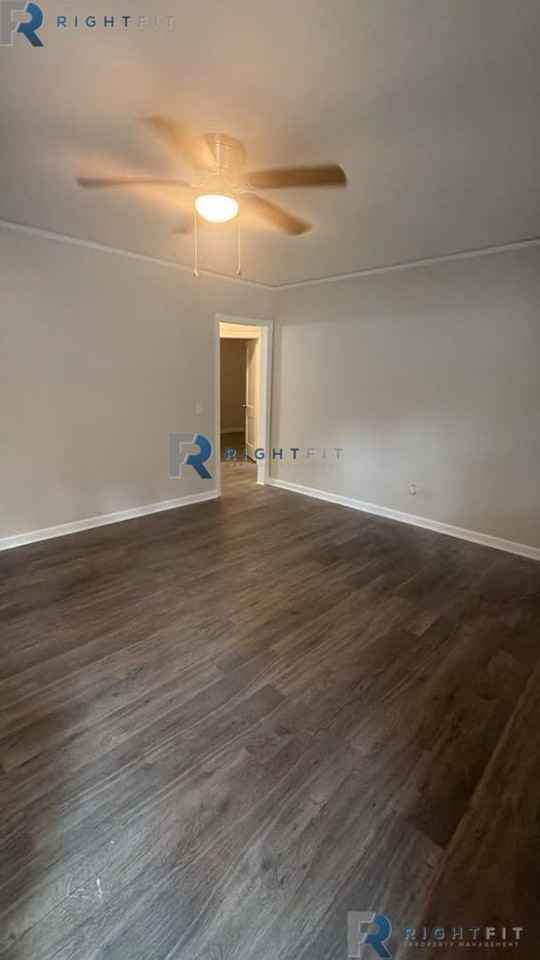 2314 Avalon Rd - Photo 3 of 9