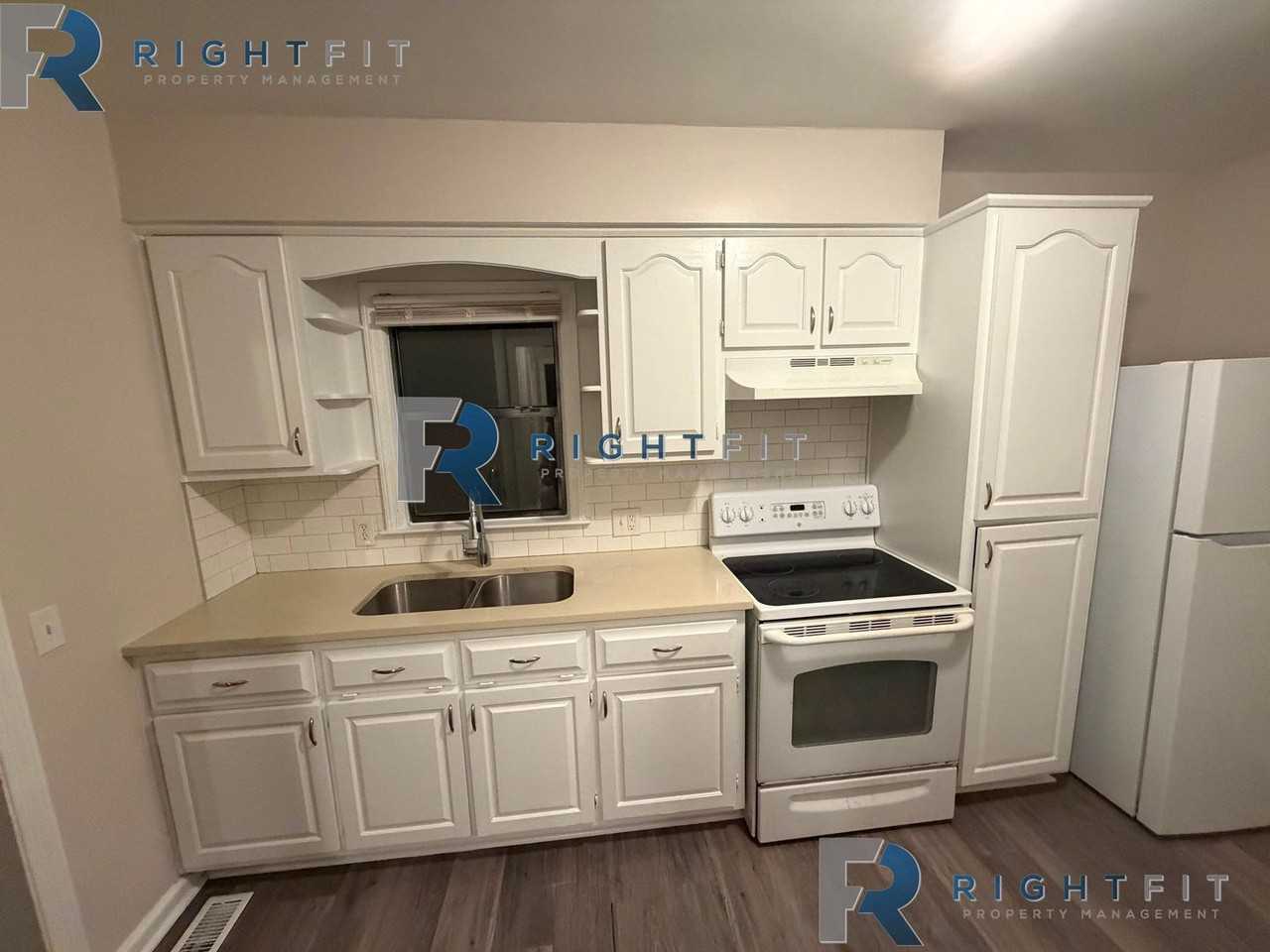 2314 Avalon Rd - Photo 4 of 9