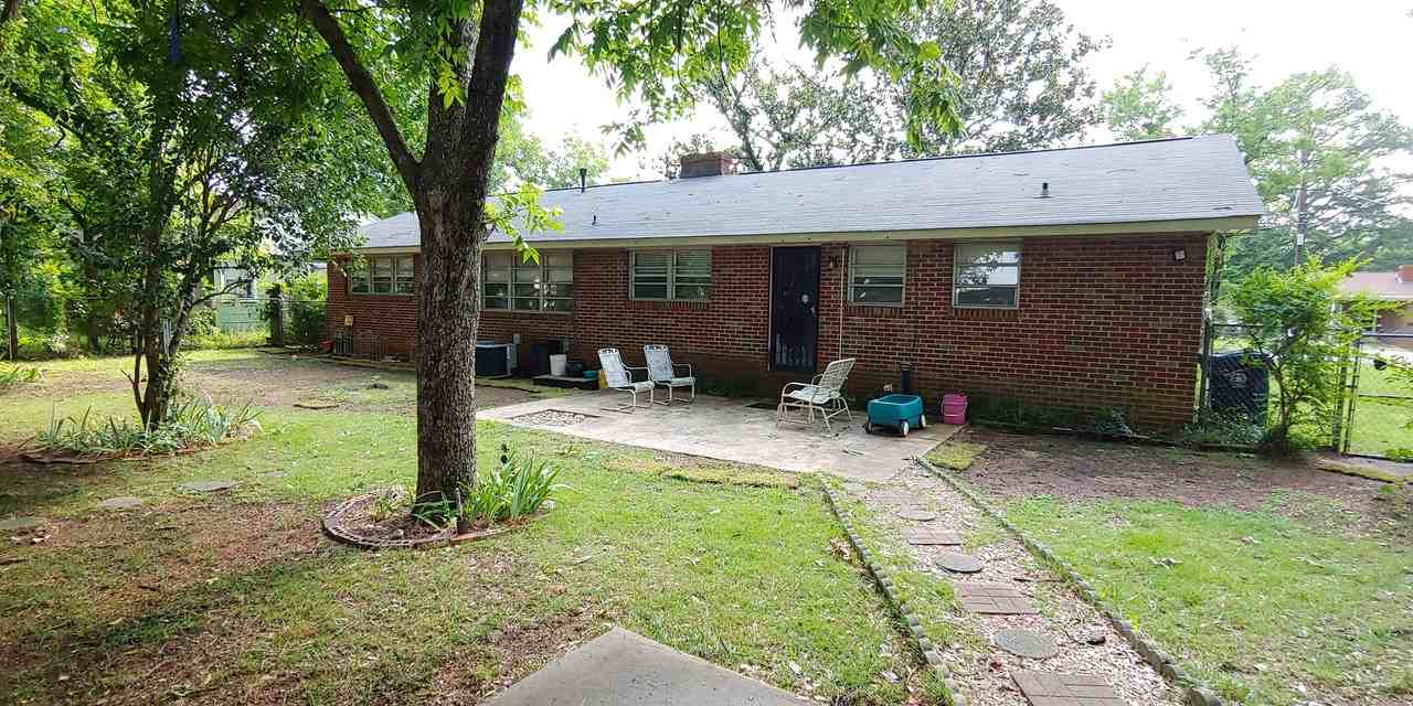 2110 18th Ave - Photo 2 of 13