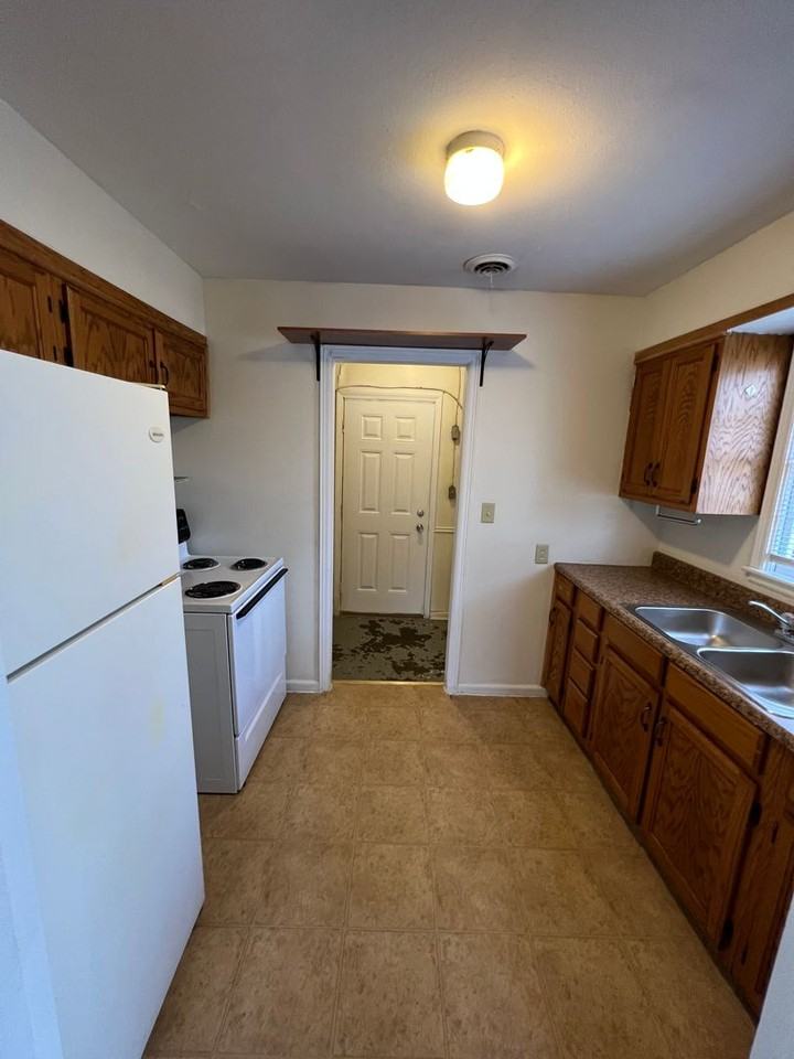 1602 Patton Ave - Photo 6 of 9