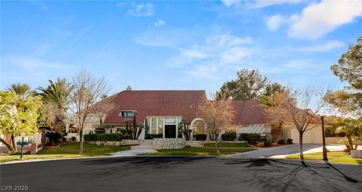 13 Dovetail Cir - Photo 2 of 50