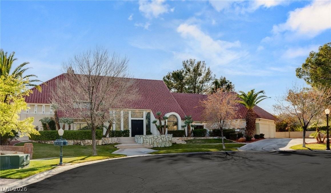13 Dovetail Cir - Photo 3 of 50