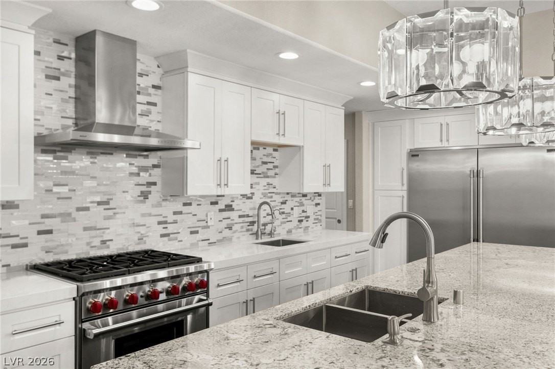13 Dovetail Cir - Photo 4 of 50