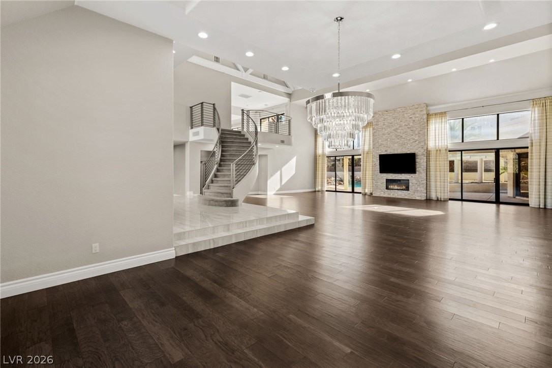 13 Dovetail Cir - Photo 7 of 50