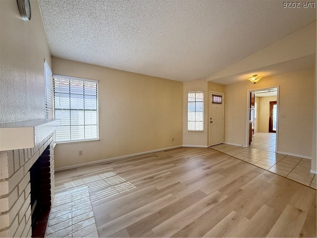7756 Cobden Ct - Photo 4 of 25