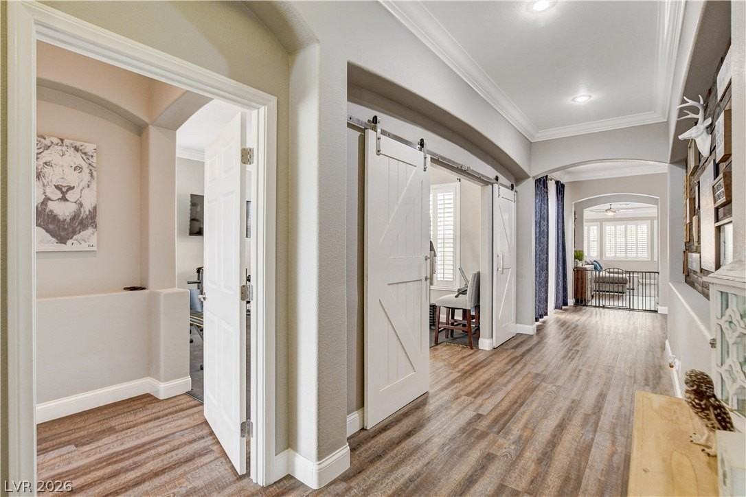 8086 Merlewood Ave - Photo 5 of 50