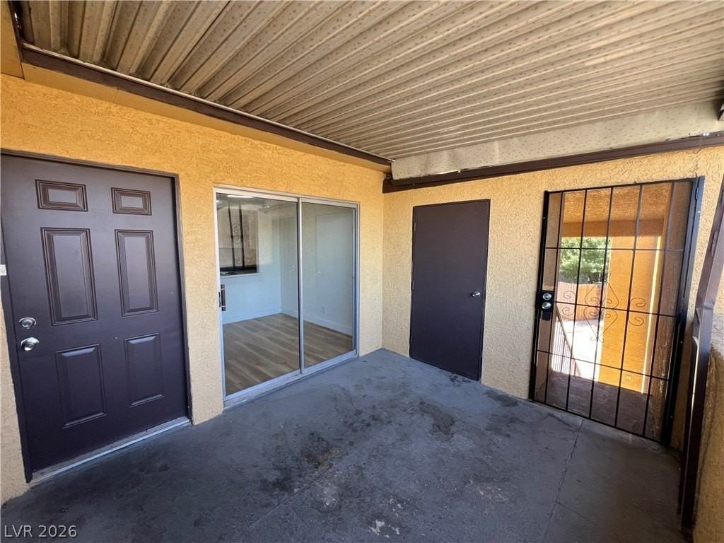 1534 Hialeah Dr #D - Photo 2 of 23