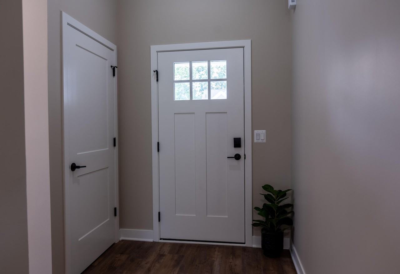 8463 Oak Shade Cir #27 - Photo 3 of 43