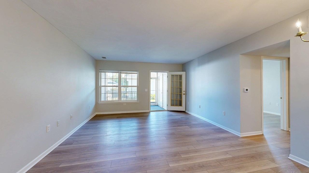 2767 S Knightsbridge Cir - Photo 6 of 19