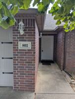 featured image of 802 Ash Ct