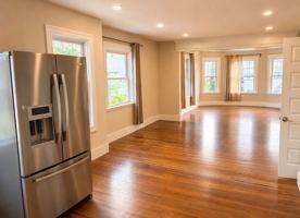 featured image of 207 Lowden St