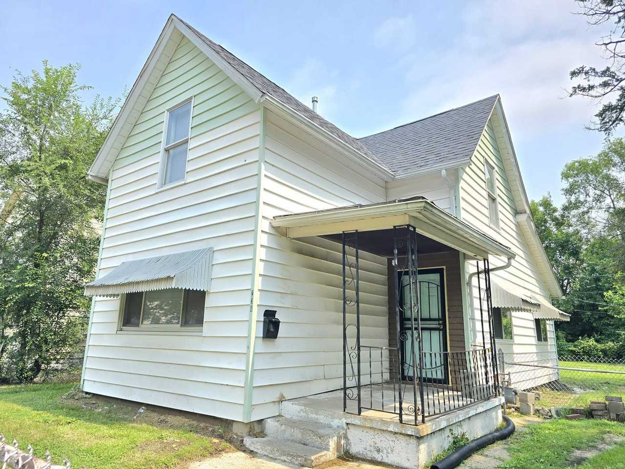 234 Studebaker St - Photo 2 of 17