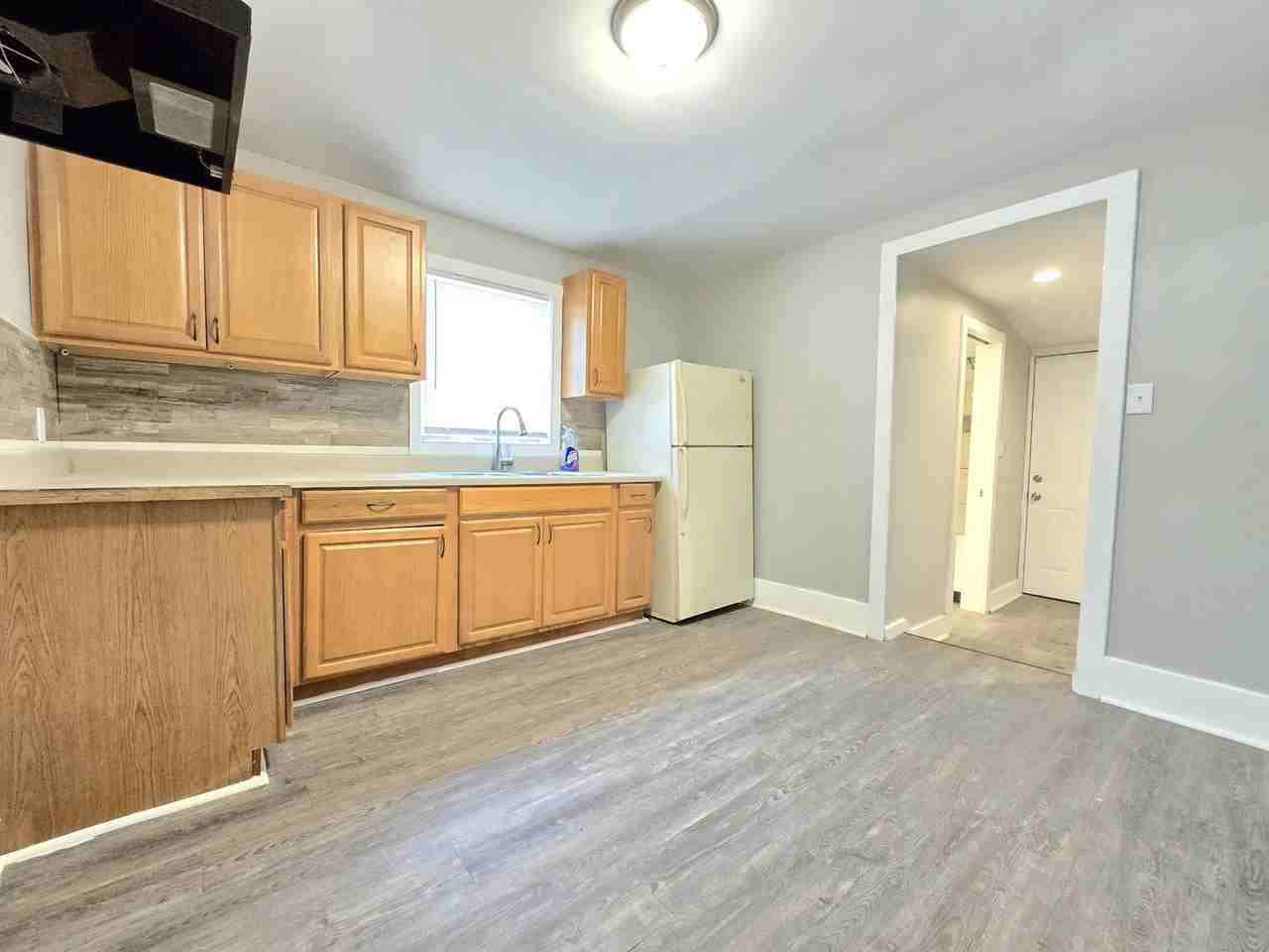 234 Studebaker St - Photo 7 of 17
